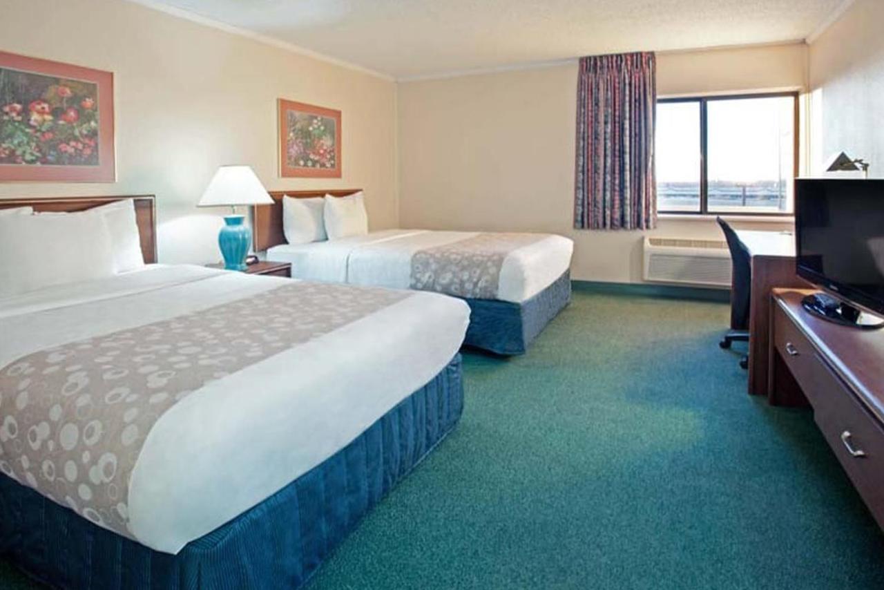 Norwood Inn & Suites Indianapolis East Post Drive Esterno foto
